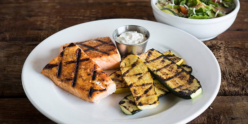 Doc Greens Gourmet Salads & Grill | restaurant | 15141 W 119th St, Olathe, KS 66062, USA | 9137128551 OR +1 913-712-8551