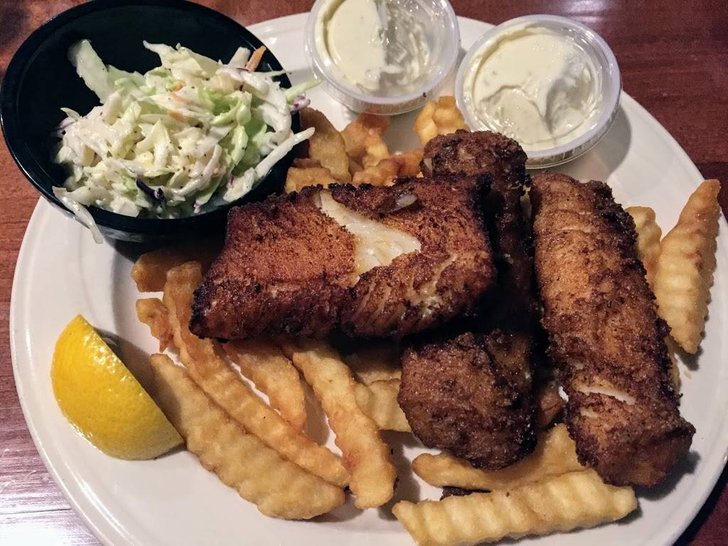 The Crooked Putter Restaurant | restaurant | 900 S Sundance Pkwy, Buckeye, AZ 85326, USA | 6232495052 OR +1 623-249-5052