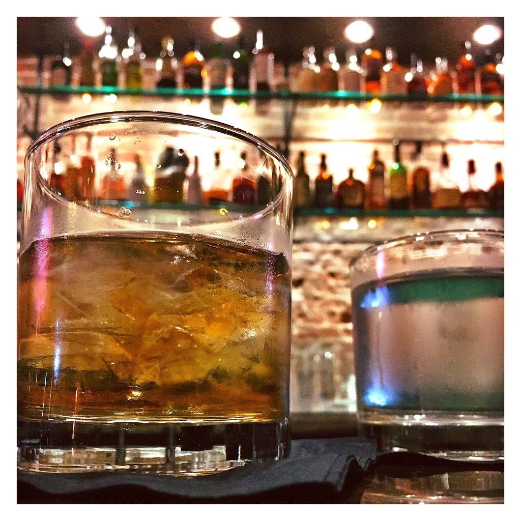 Lilly & BLOOM | night club | 110 Main St, Houston, TX 77002, USA | 2816123223 OR +1 281-612-3223