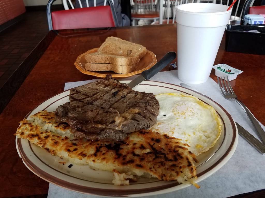 Cougars Burgers | restaurant | 12800 S Inglewood Ave, Hawthorne, CA 90250, USA | 3106755519 OR +1 310-675-5519