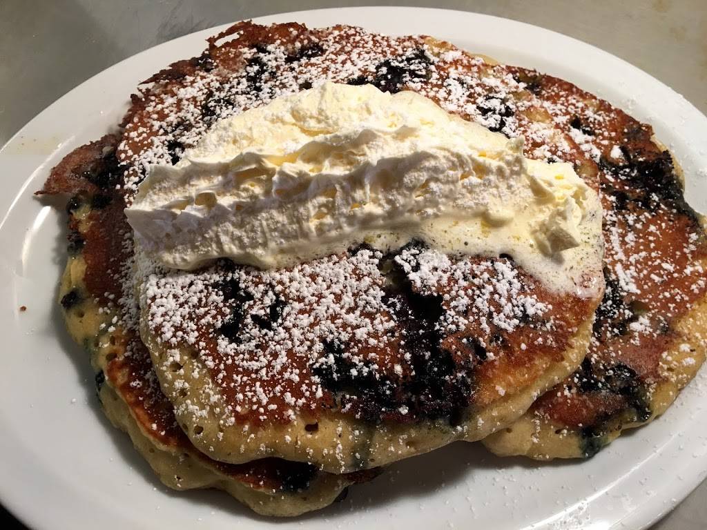 CRaVE Restaurant | restaurant | 12901 McGregor Blvd, Fort Myers, FL 33919, USA | 2394664663 OR +1 239-466-4663