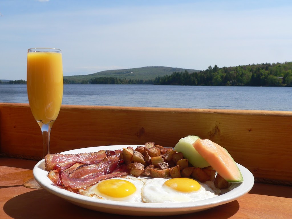 Kellys Landing | restaurant | 13 Rockwood Road, Greenville Junction, ME 04442, USA | 2076954438 OR +1 207-695-4438