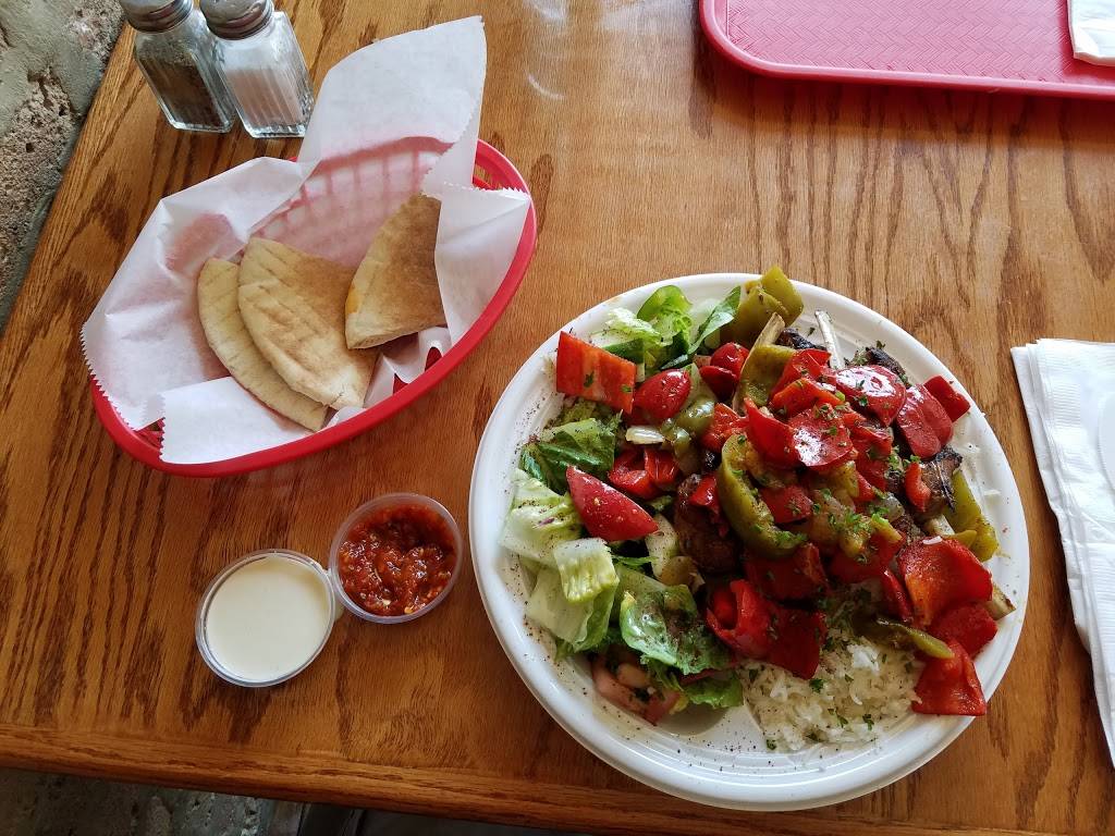 Tarboush Mediterranean Grill | restaurant | 1608 W North Ave, Chicago, IL 60622, USA | 7737703599 OR +1 773-770-3599