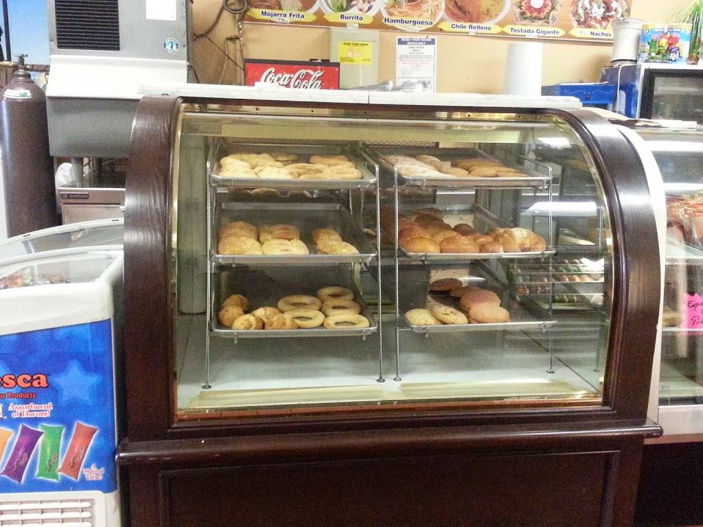 El Ranchito | restaurant | 13231 Gladstone Ave, Sylmar, CA 91342, USA | 8188338363 OR +1 818-833-8363