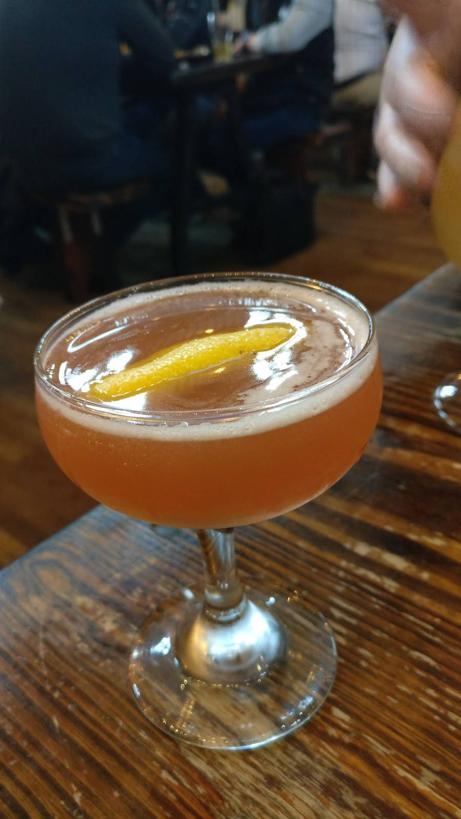 Tafts Ale House | restaurant | 1429 Race St, Cincinnati, OH 45202, USA | 5133341393 OR +1 513-334-1393