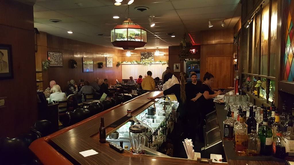 Marcos Italian & American Foods | restaurant | 2022 Central Ave, Dubuque, IA 52001, USA | 5635880007 OR +1 563-588-0007