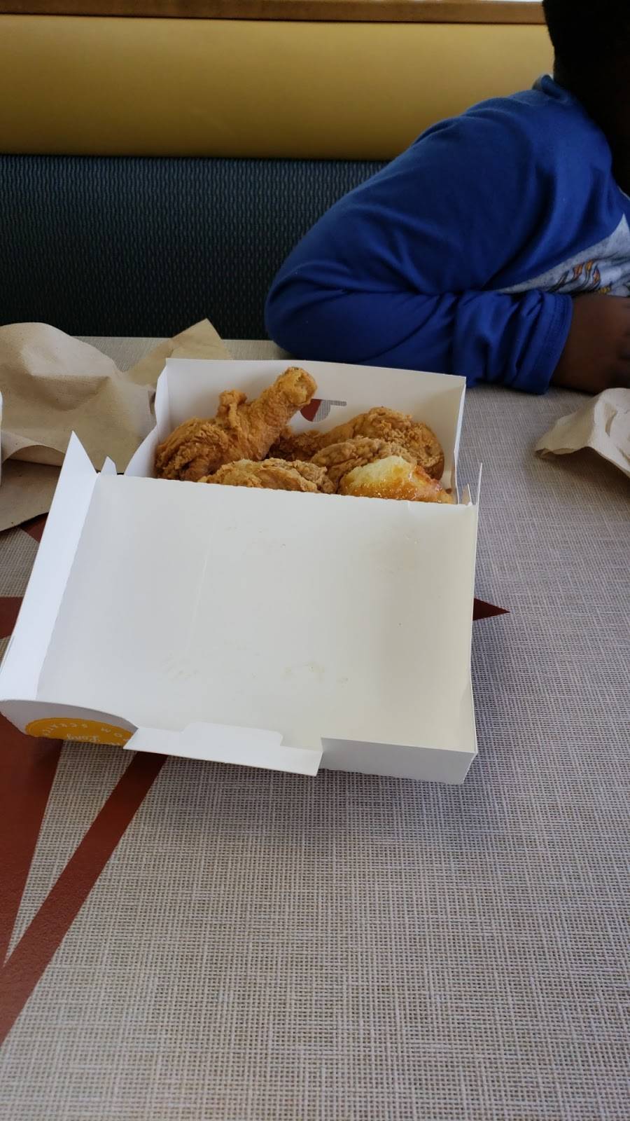 Churchs Chicken | restaurant | 2347 Lake Harbin Rd, Morrow, GA 30260, USA | 7709683999 OR +1 770-968-3999