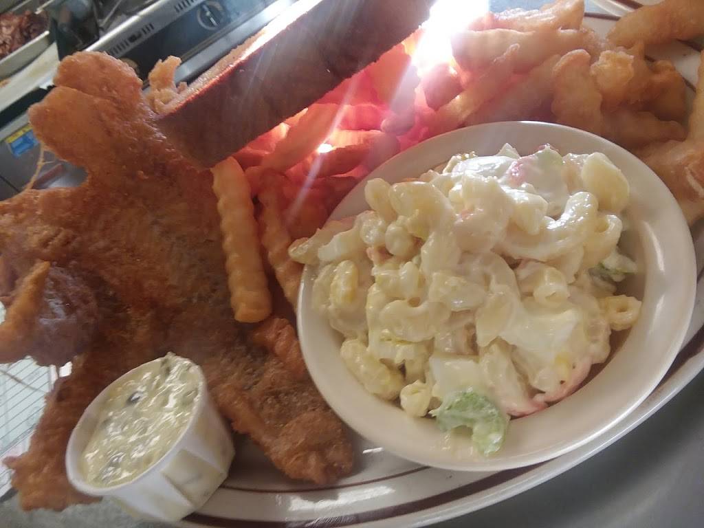 Corner Cafe | restaurant | 66402 State Rte 19, Wakarusa, IN 46573, USA | 5748627911 OR +1 574-862-7911