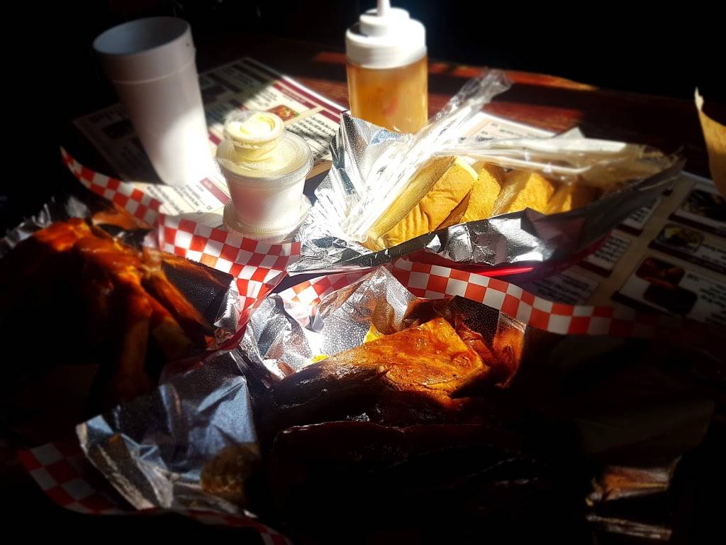 JNs Original BBQ Pithouse | restaurant | 1180 N White Ave, Pomona, CA 91768, USA | 9096237206 OR +1 909-623-7206