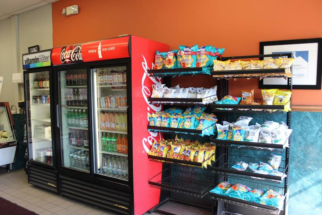 Giannis Deli and Pizza | restaurant | 853 Highland Ave, Needham, MA 02494, USA | 7814531164 OR +1 781-453-1164