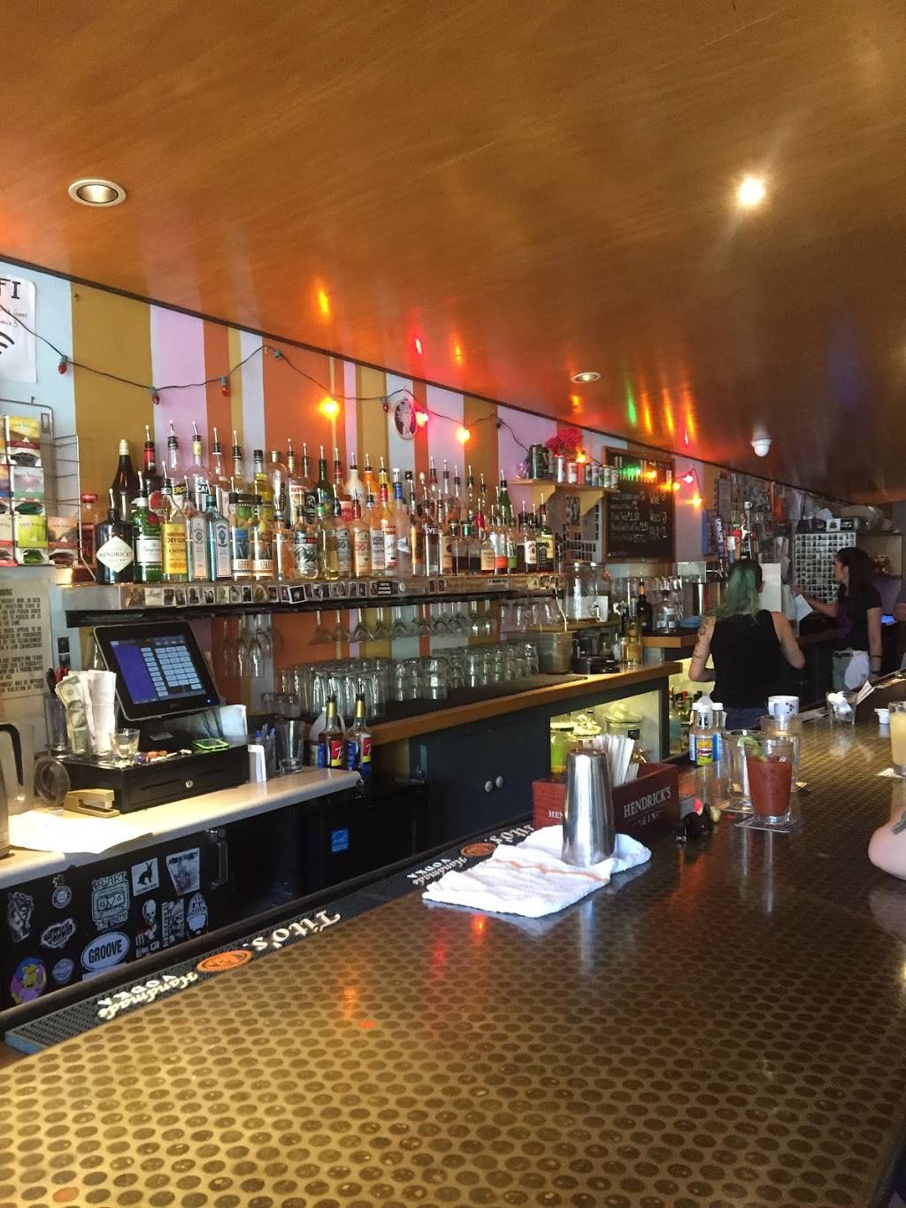 Sputnik | restaurant | 3 S Broadway, Denver, CO 80209, USA | 7205704503 OR +1 720-570-4503