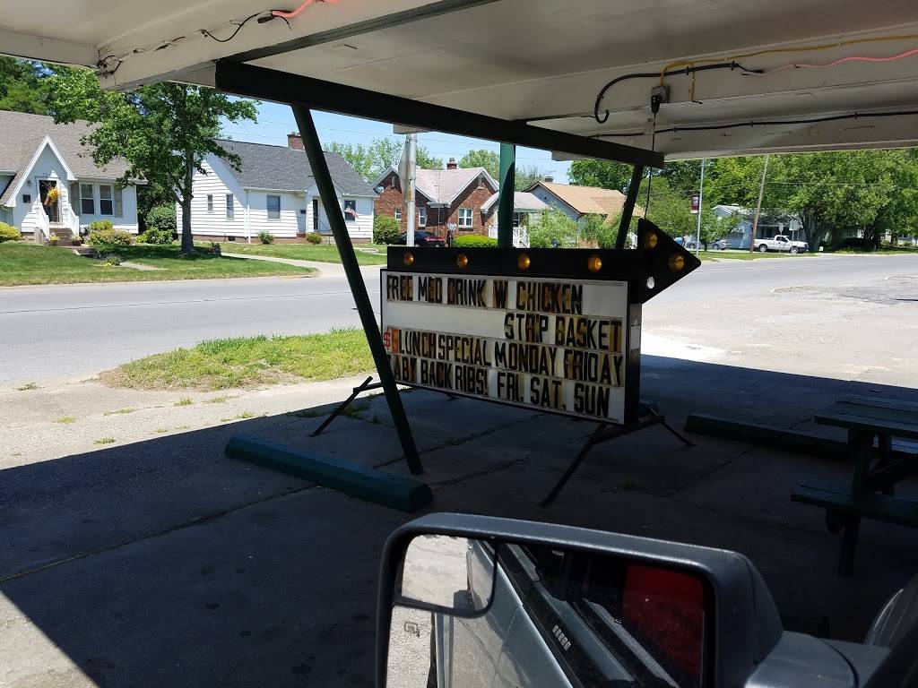 Yesterdays Drive-In | restaurant | 709 Oak St, Carmi, IL 62821, USA | 6183828741 OR +1 618-382-8741