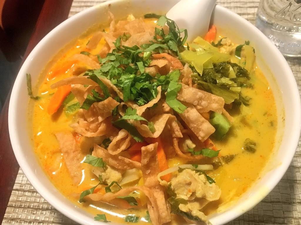 royal thai restaurant | restaurant | 219 E Dimond Blvd, Anchorage, AK 99515, USA | 9075228887 OR +1 907-522-8887