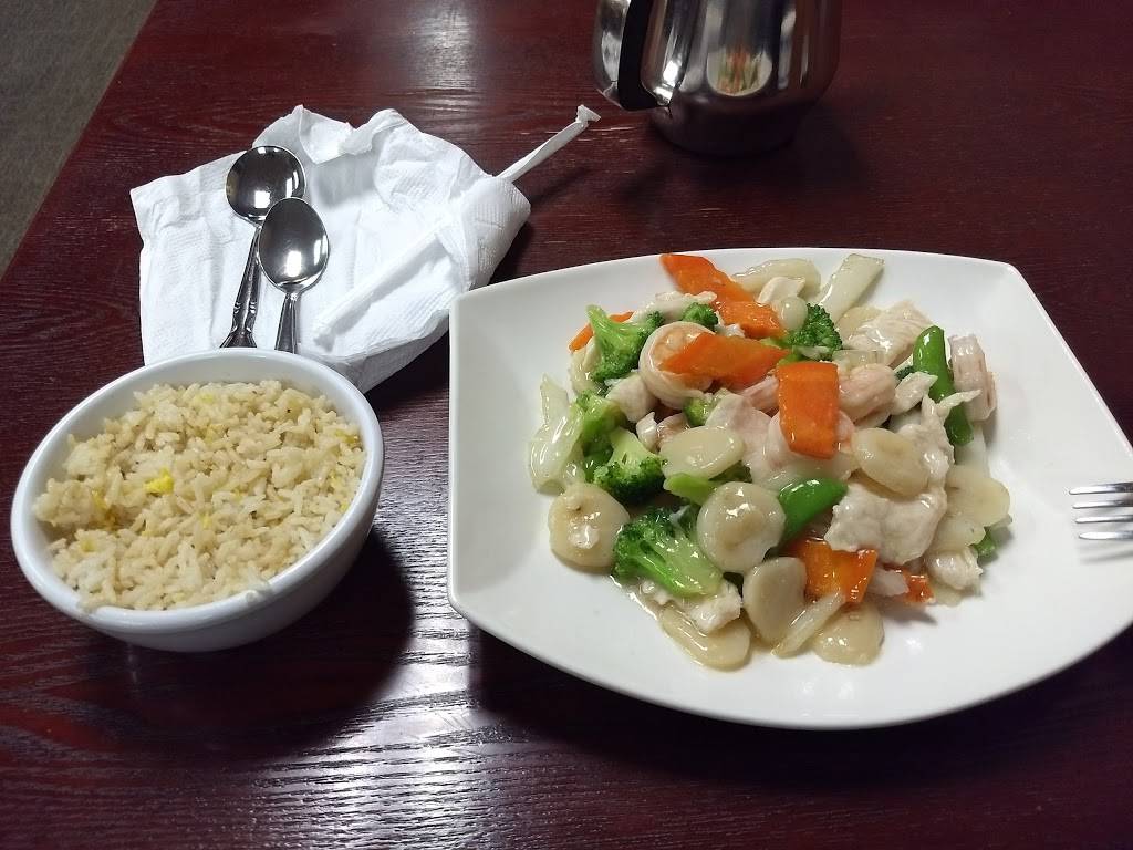 Golden Crown | restaurant | 1850 Redmond Cir #200, Rome, GA 30165, USA | 7062325200 OR +1 706-232-5200