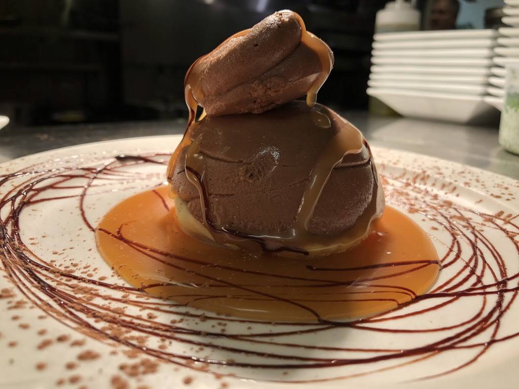 Vitos Italian Restaurant | restaurant | 116 Bartram Oaks Walk #101, Jacksonville, FL 32259, USA | 9044293868 OR +1 904-429-3868