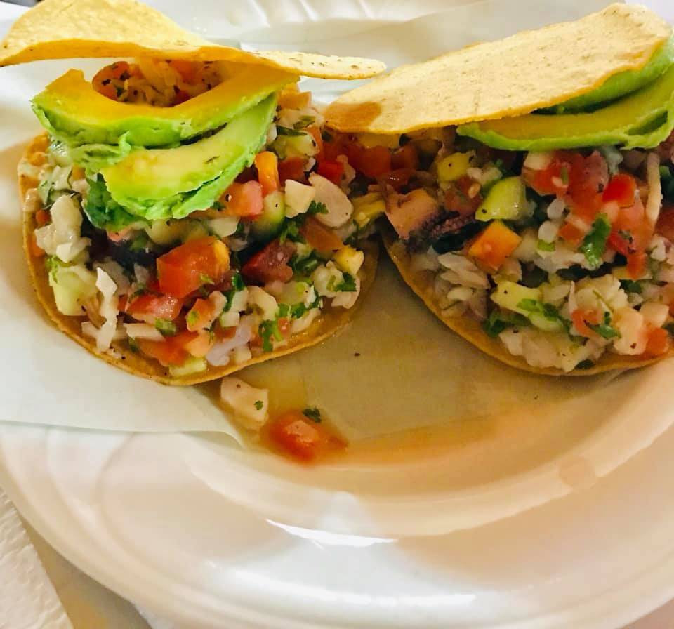 KM52 Surf-N-Turf | restaurant | Calle General Lázaro Cárdenas, 22703 Rosarito, B.C., Mexico | 016611041410 OR +52 661 104 1410