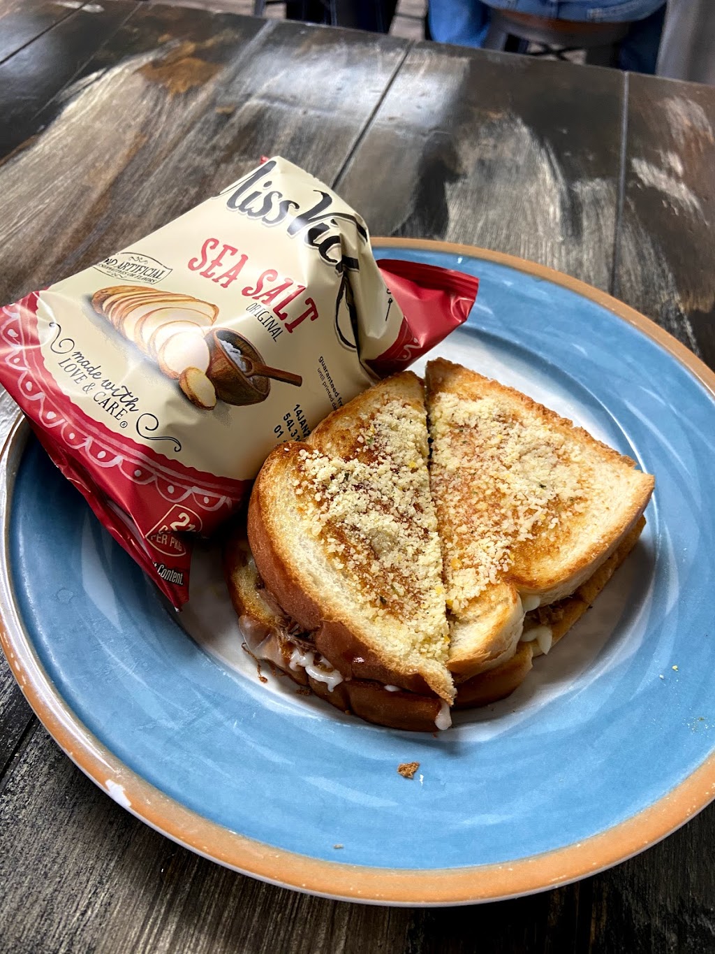 The Brickhouse Café | cafe | 212 1st Ave E, Oskaloosa, IA 52577, USA | 6416763663 OR +1 641-676-3663