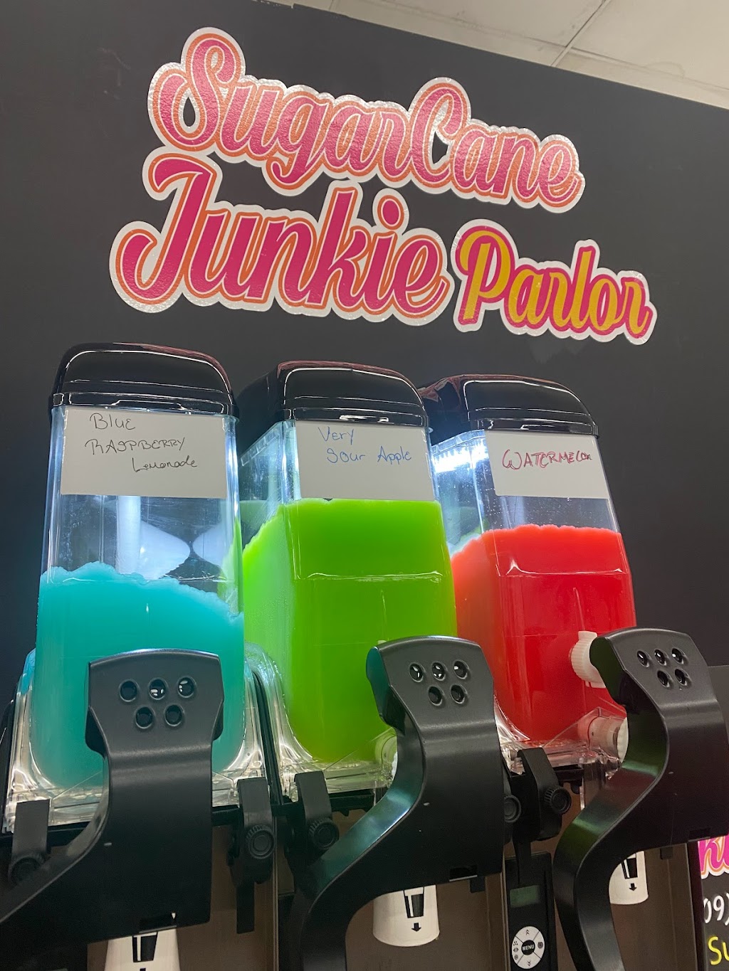 SugarCane Junkie Parlor | restaurant | 999 N Waterman Ave Space F27, San Bernardino, CA 92410, USA | 9098330655 OR +1 909-833-0655