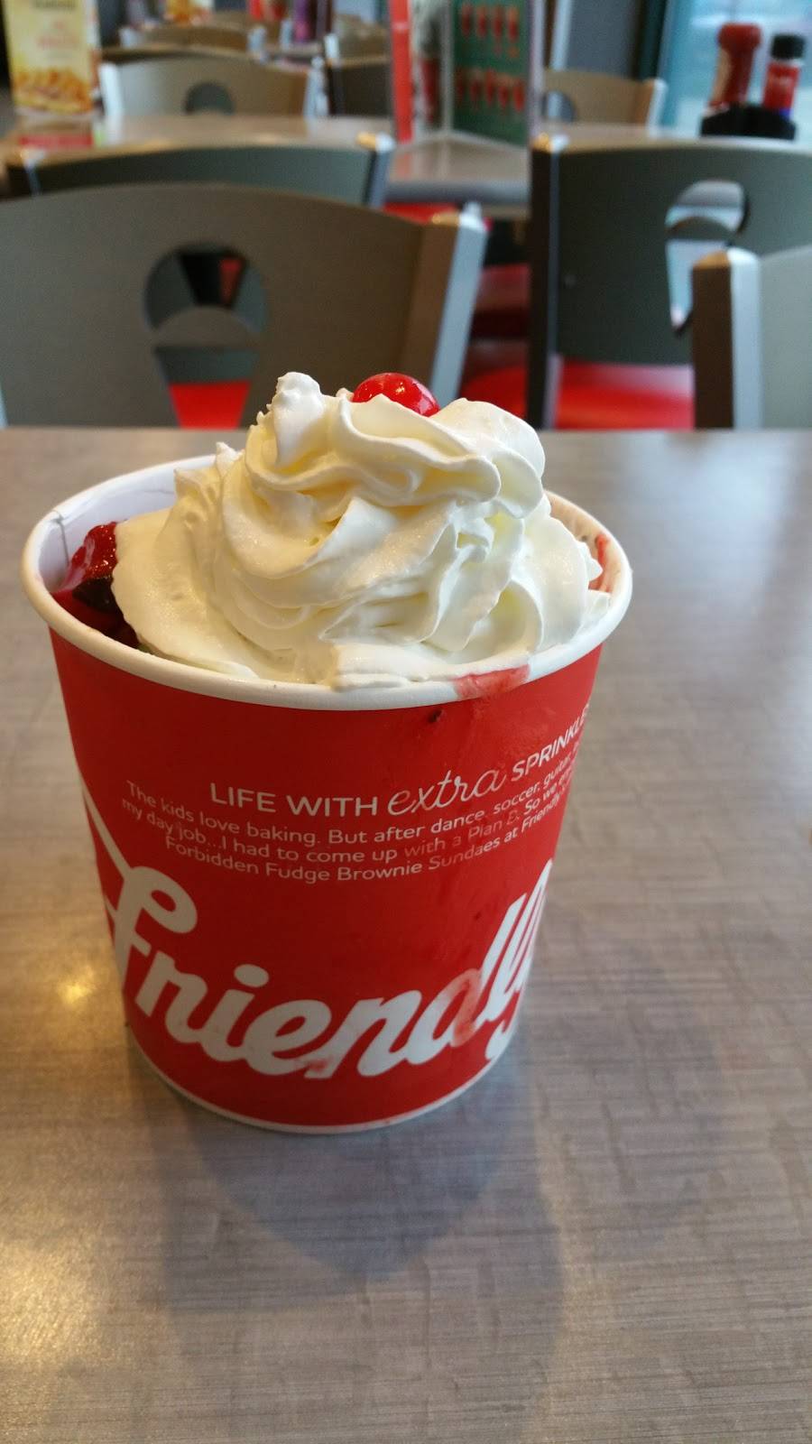 Friendlys | restaurant | 9103 Town Center Blvd, Voorhees Township, NJ 08043, USA | 8562297592 OR +1 856-229-7592