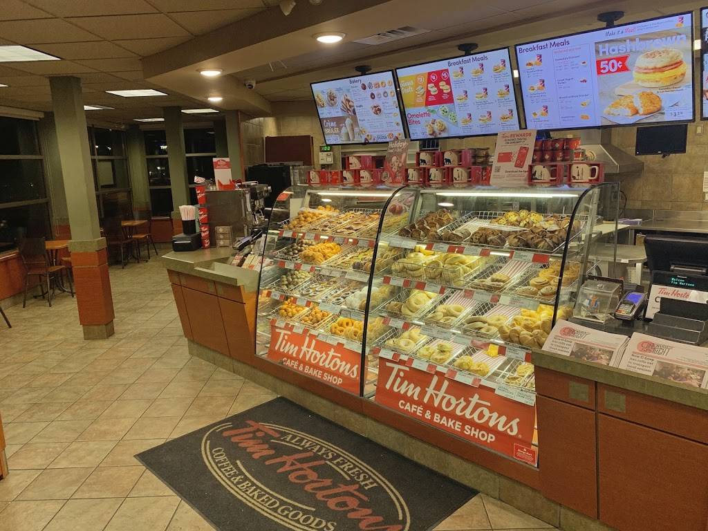 Tim Hortons | restaurant | 5470 N High St, Columbus, OH 43214, USA | 6144366591 OR +1 614-436-6591