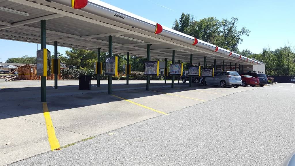 Sonic Drive-In | restaurant | 1089 W McClain Ave, Scottsburg, IN 47170, USA | 8127522165 OR +1 812-752-2165