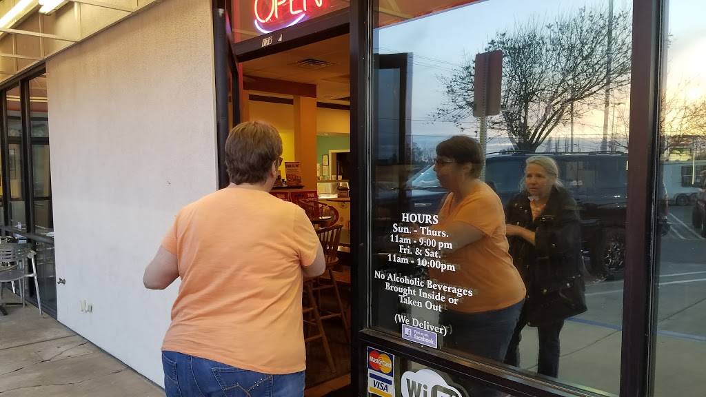 Mountain Mikes Pizza | meal delivery | 12178 Yosemite Blvd, Waterford, CA 95386, USA | 2098745200 OR +1 209-874-5200