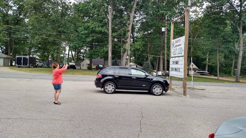 Sandys Country Kitchen | meal takeaway | 11114 Gun Lake Rd, Middleville, MI 49333, USA | 2697957083 OR +1 269-795-7083