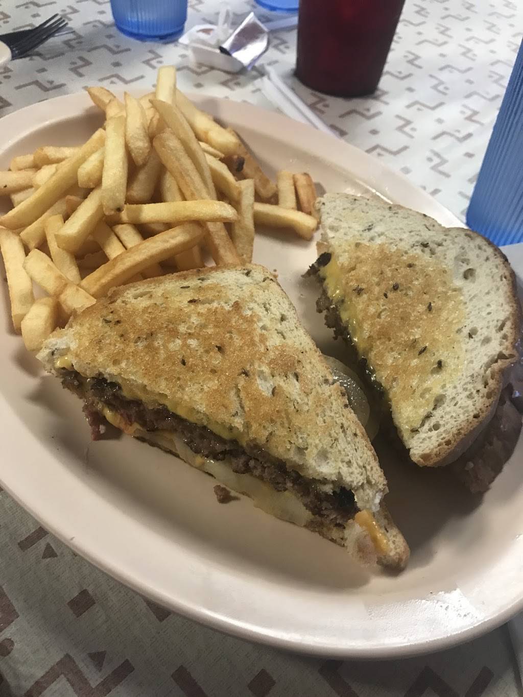 Chuck Wagon Restaurant | restaurant | 7355 Bird Rd, Miami, FL 33155, USA | 3052664979 OR +1 305-266-4979