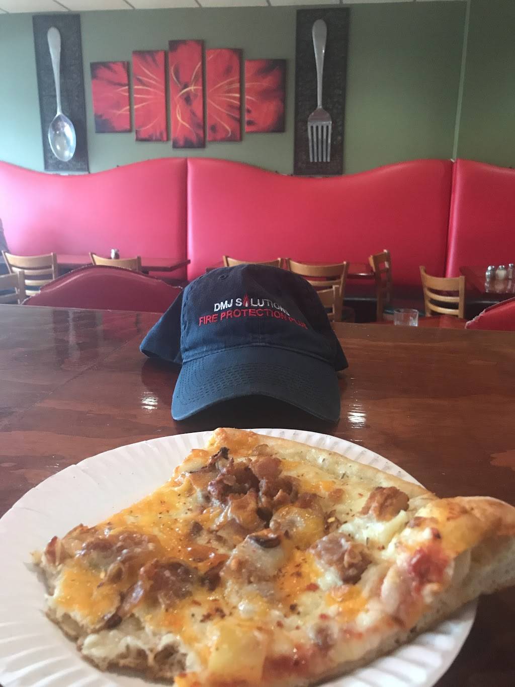 Foschinis Brick Oven Kitchen | restaurant | 21 E Madison Ave, Dumont, NJ 07628, USA | 2013879998 OR +1 201-387-9998