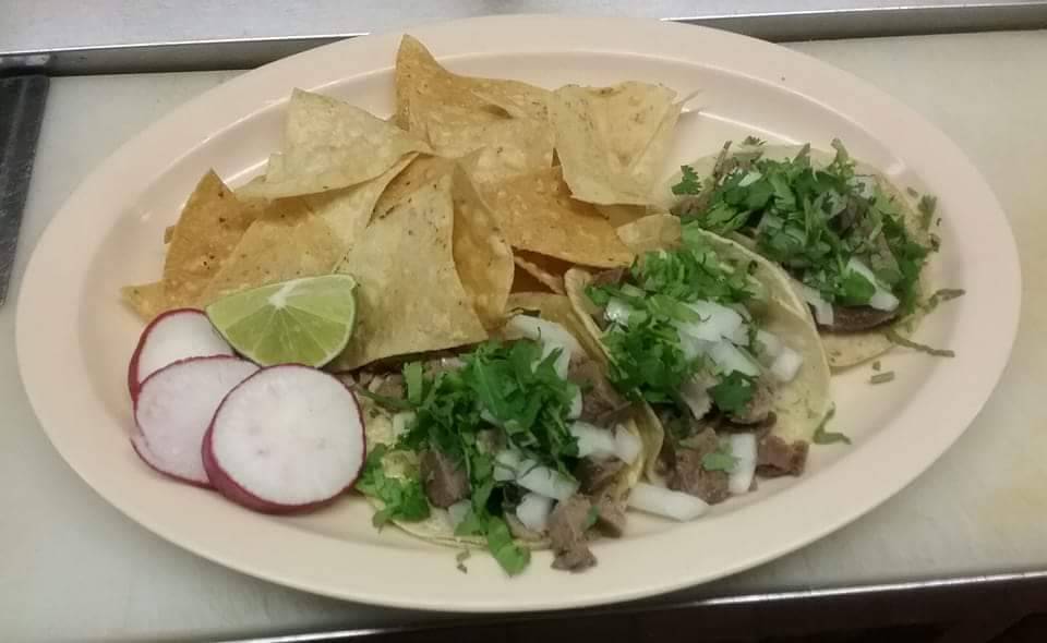 Super Taco | restaurant | 10410 Ramona Ave, Montclair, CA 91763, USA | 9096211124 OR +1 909-621-1124