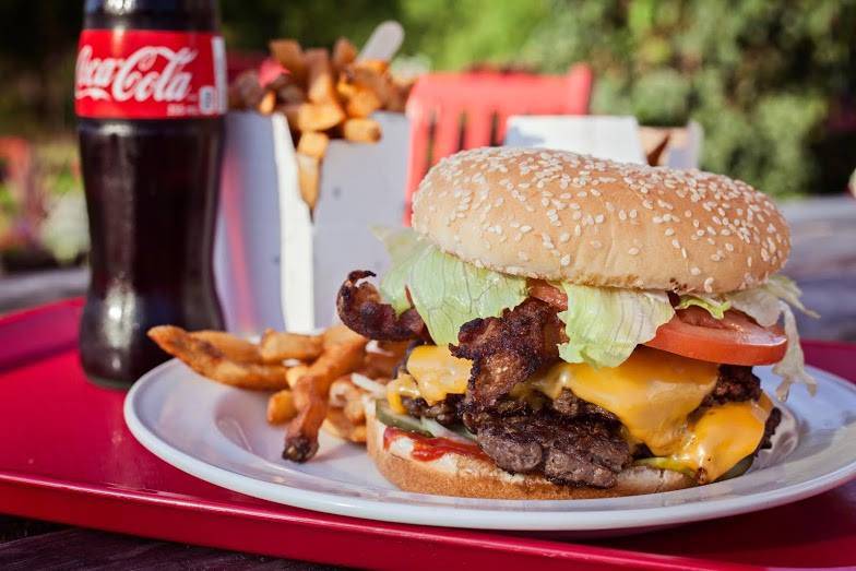 Law & Orders | restaurant | 7 Craig St, Perth, ON K7H 1X7, Canada | 6132535558 OR +1 613-253-5558