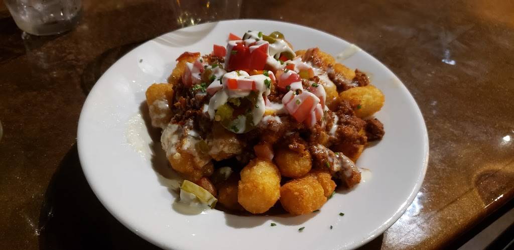 PIXELS - Pints & Bytes | restaurant | 2117 Colonial Ave, Norfolk, VA 23517, USA | 7574818253 OR +1 757-481-8253