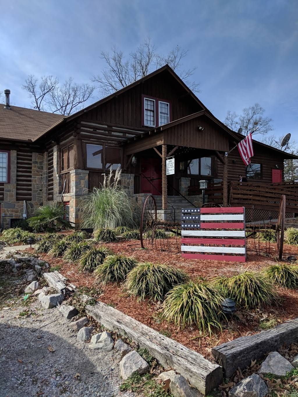 Middleburg Steakhouse & Seafood | restaurant | 7139 Broad St, Middleburg, NC 27556, USA | 2524310350 OR +1 252-431-0350