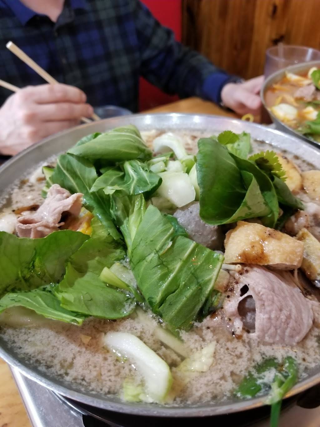 Boiling Wok | restaurant | Unnamed Road, Carrollton, TX 75006, USA | 9723237998 OR +1 972-323-7998