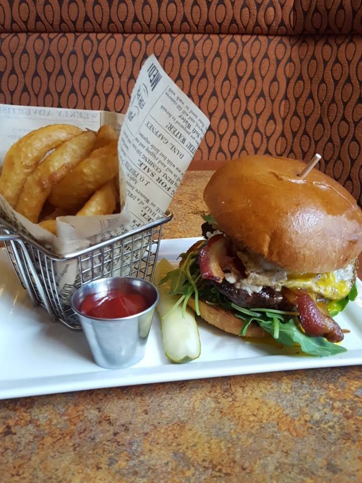 Hole-In-The-Wall BBQ Restaurant | restaurant | 4434, 7677 N 16th St, Phoenix, AZ 85020, USA | 6028701977 OR +1 602-870-1977