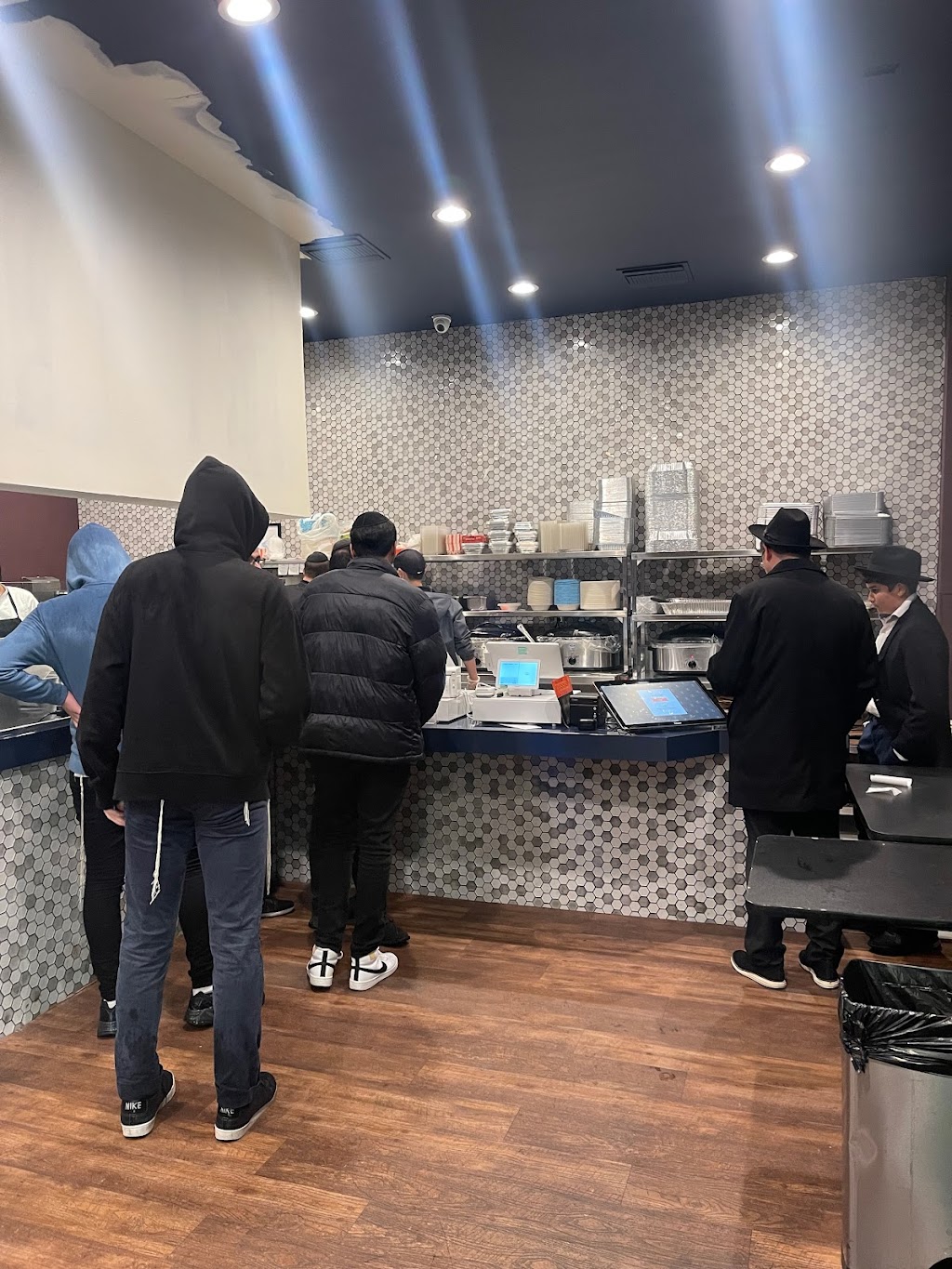 YOSSIS | restaurant | 7117 Beverly Blvd, Los Angeles, CA 90036, USA | 3238475269 OR +1 323-847-5269