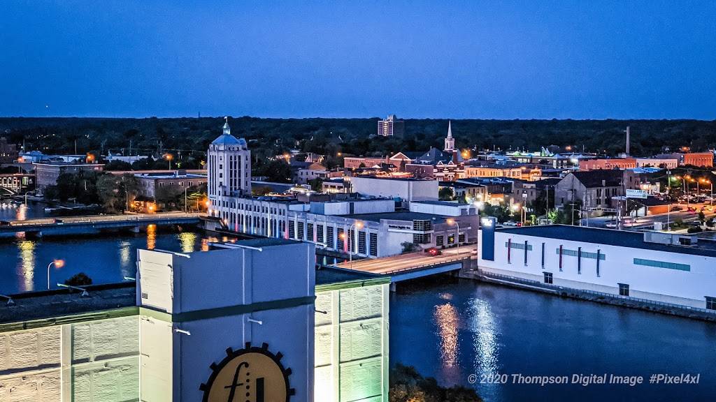 Embassy Suites by Hilton Rockford Riverfront | restaurant | 416 S Main St, Rockford, IL 61101, USA | 8156687878 OR +1 815-668-7878