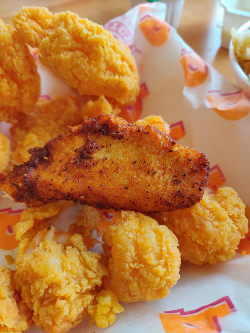 Popeyes Louisiana Kitchen | restaurant | 12001 East Colonial Road, Orlando, FL 32826, USA | 4072730570 OR +1 407-273-0570