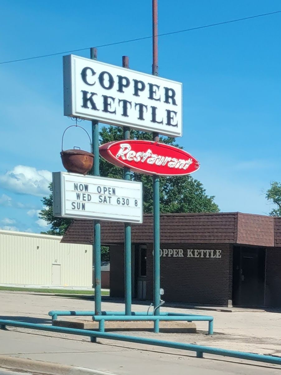 Copper Kettle | restaurant | 815 E River St, Eureka, KS 67045, USA | 6209533015 OR +1 620-953-3015