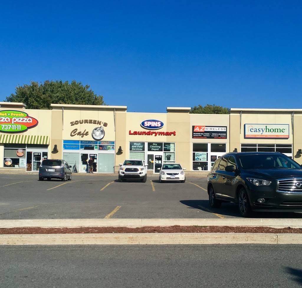 Zoureens Cafe | restaurant | 320 McArthur Ave., Vanier, ON K1L 5G2, Canada | 6136679209 OR +1 613-667-9209