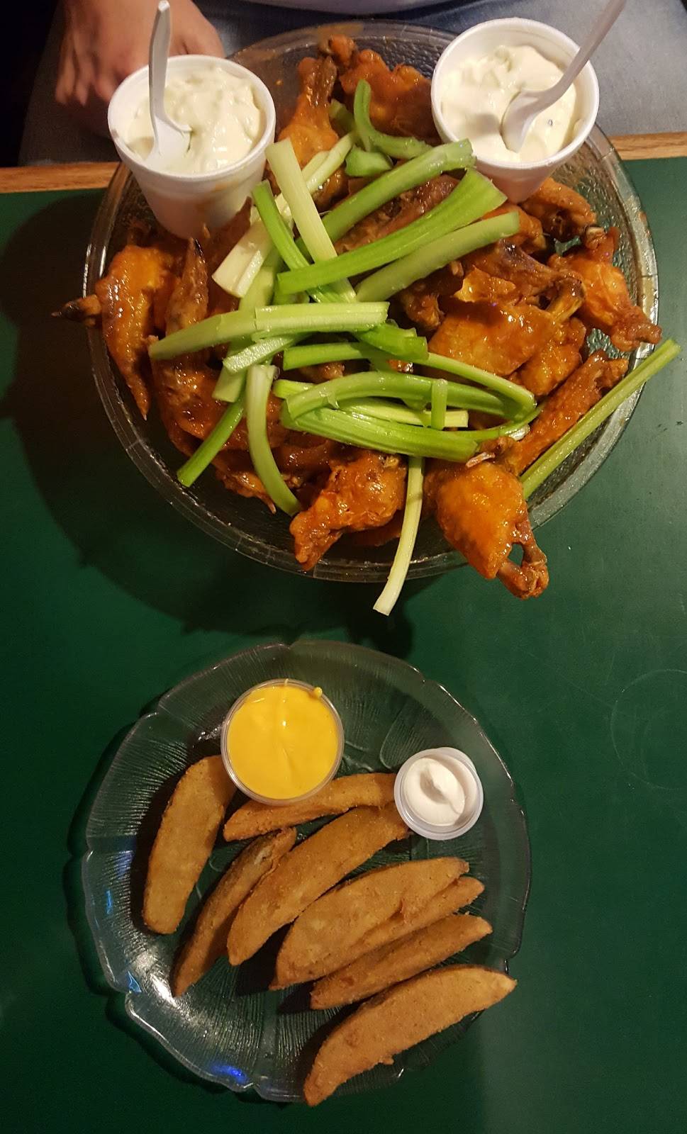 Byrnes Tavern | meal takeaway | 3301 Richmond St, Philadelphia, PA 19134, USA | 2154233444 OR +1 215-423-3444