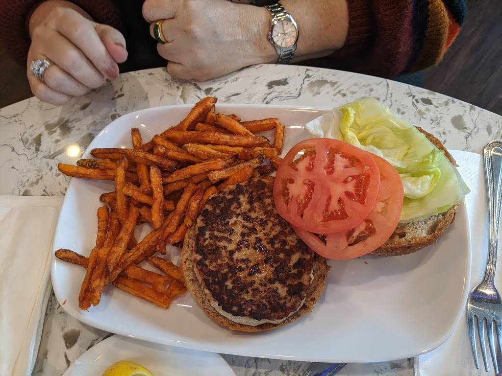 The Woodbury Diner | restaurant | 220 NY-32, Central Valley, NY 10917, USA | 8452731300 OR +1 845-273-1300