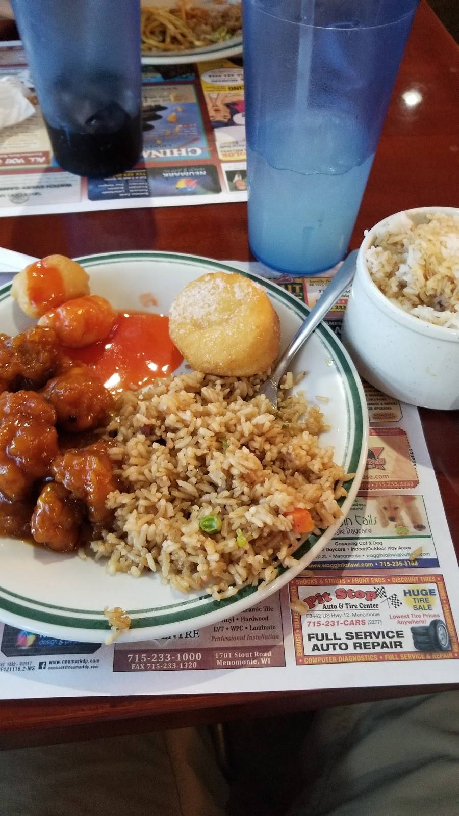 China Buffet | restaurant | 2421 WI-25, Menomonie, WI 54751, USA | 7152334388 OR +1 715-233-4388