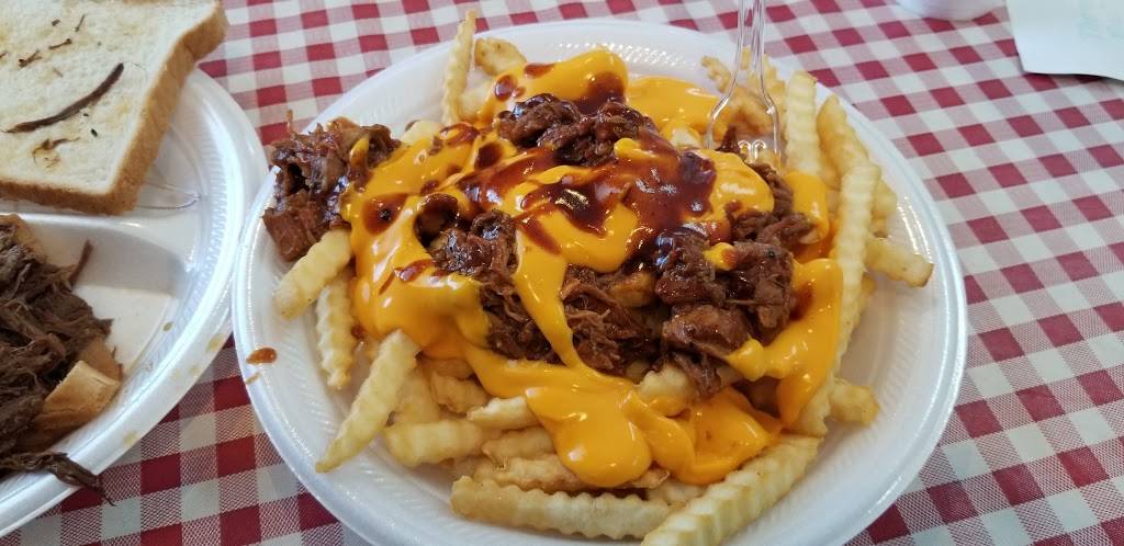 J & B Barbecue & Catering | restaurant | 48 S Holloway St, Henderson, KY 42420, USA | 2708300033 OR +1 270-830-0033