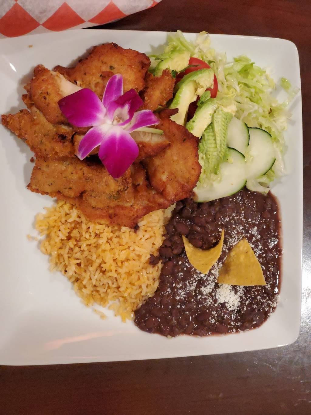 Frida Restaurant and Deli | restaurant | 151 Lewis Ave, Meriden, CT 06451, USA | 2032371212 OR +1 203-237-1212