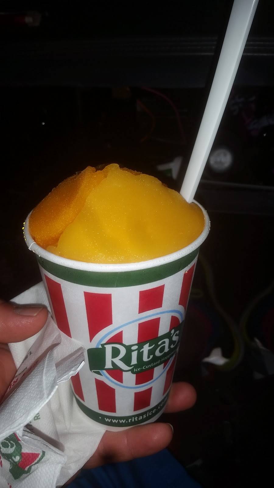 Ritas Italian Ice & Frozen Custard | restaurant | 2015 E Arbors Dr #260, Charlotte, NC 28262, USA | 7049715319 OR +1 704-971-5319