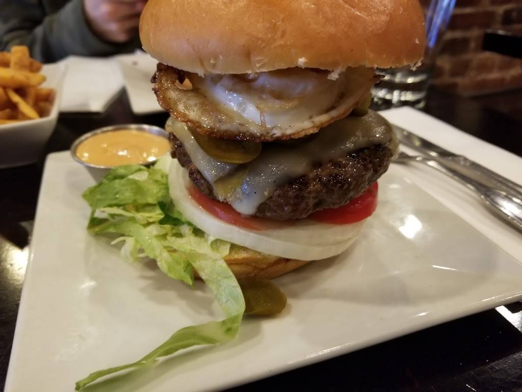 The Burger Bistro | restaurant | 7217 3rd Ave, Brooklyn, NY 11209, USA | 7188335833 OR +1 718-833-5833