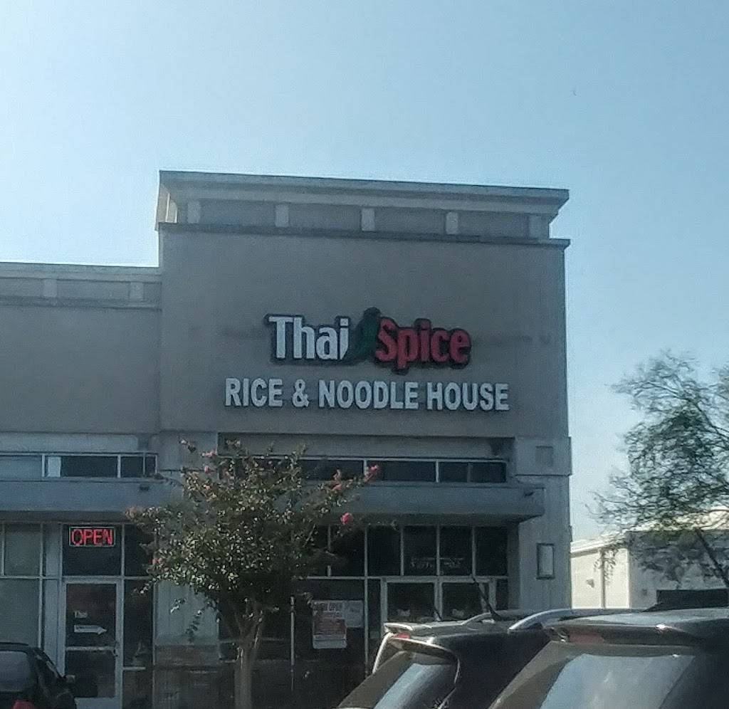 Thai Spice - Noodle & Sushi House | restaurant | 300 Bay Area Blvd #900, Webster, TX 77598, USA | 2815546800 OR +1 281-554-6800