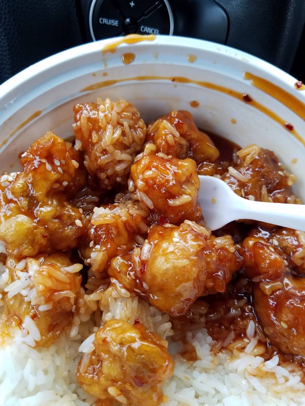 Chinese Kitchen | restaurant | 224 Elmwood Ave, Buffalo, NY 14222, USA | 7168855121 OR +1 716-885-5121