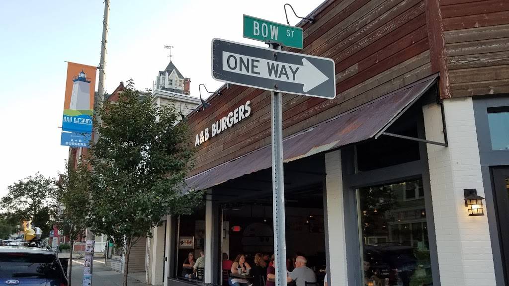 A&B Burgers - Beverly | restaurant | 206 Cabot St, Beverly, MA 01915, USA | 9789937394 OR +1 978-993-7394